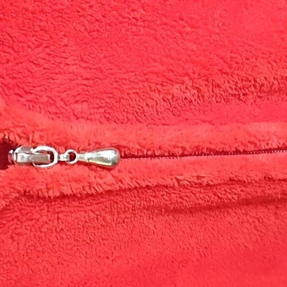 Secret Treasures Zip Front Soft Plush Fleece Cozy Red Robe Pockets - Picture 3 of 12